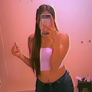 Meet your Posher, Alexis